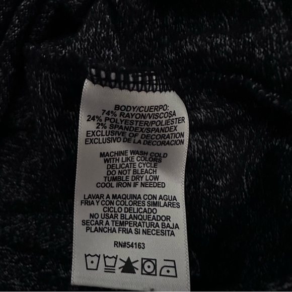 Calvin Klein Heathered Gray V-Neck Long Sleeve Top | Size XL - Picture 12 of 12